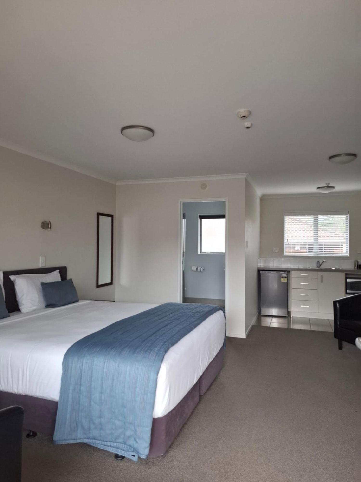 Aveda Motor Lodge Pukekohe Buitenkant foto