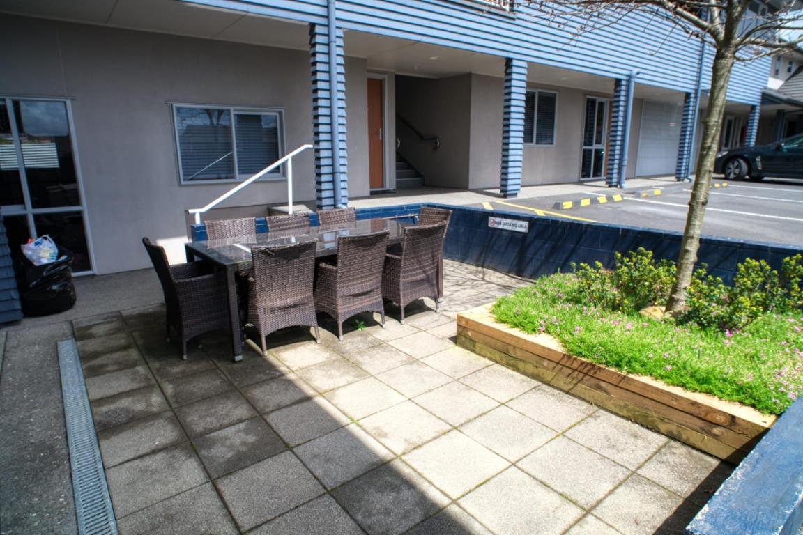 Aveda Motor Lodge Pukekohe Buitenkant foto