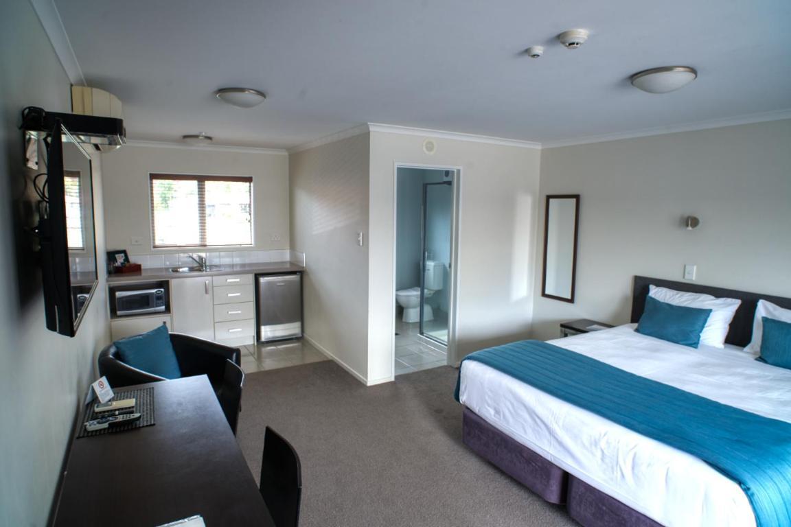 Aveda Motor Lodge Pukekohe Buitenkant foto