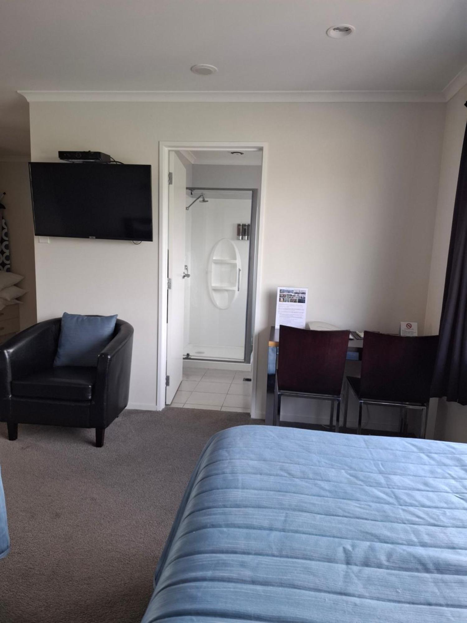 Aveda Motor Lodge Pukekohe Buitenkant foto